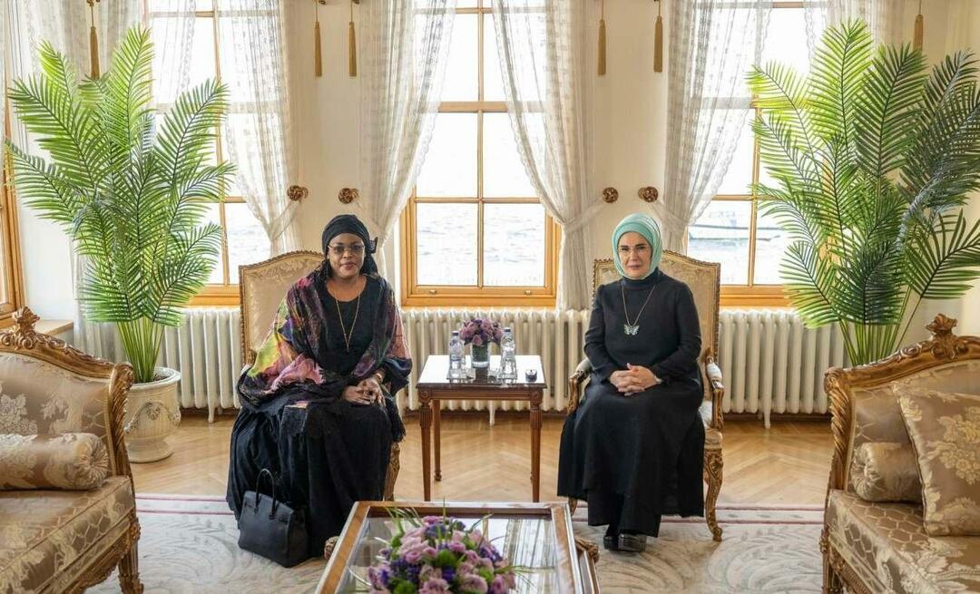 La First Lady Erdoğan ha incontrato la moglie del presidente del Senegal!