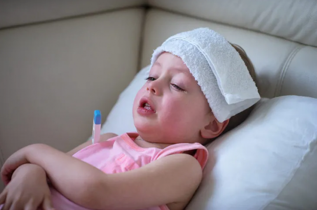 Cosa fare con il bambino che ha la febbre