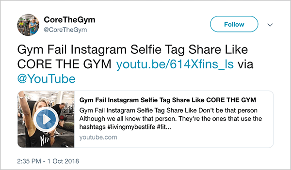 Questo è uno screenshot di un tweet di @CoreTheGym. Il tweet dice "Gym Fail INstagram Selfie Tag Share Like CORE THE GYM" e si collega a un video di YouTube. La descrizione del video è "Non essere come quella persona. Anche se conosciamo tutti quella persona. Sono quelli che usano gli hashtag #livingmybestlife ". Il link per il video è youtu.be/614Xfins_ls.