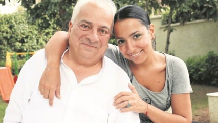 Commovente condivisione dalla figlia di Zeki Alasya, Zeynep Alasya