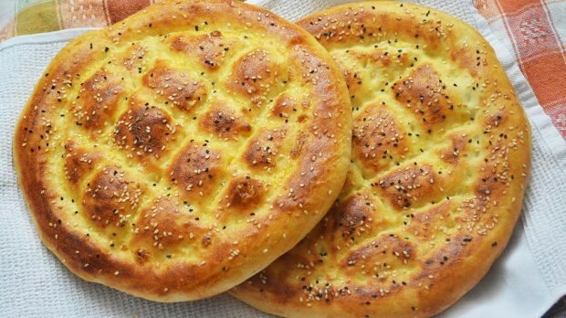 Come preparare la pita del Ramadan più semplice? Preparare muffin al Ramadan a casa