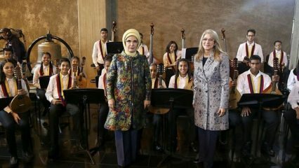 Esibizione musicale speciale per First Lady Erdoğan in Venezuela