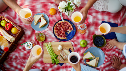 Le migliori ricette adatte al barbecue! Cosa fare quando si va a fare un picnic?