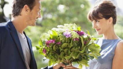 Perché le donne dovrebbero comprare fiori?