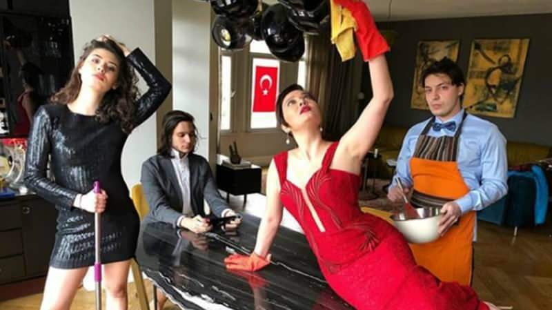 Lo stile di pulizia festiva di Nurgül Yeşilçay! Ha fatto le sue pulizie