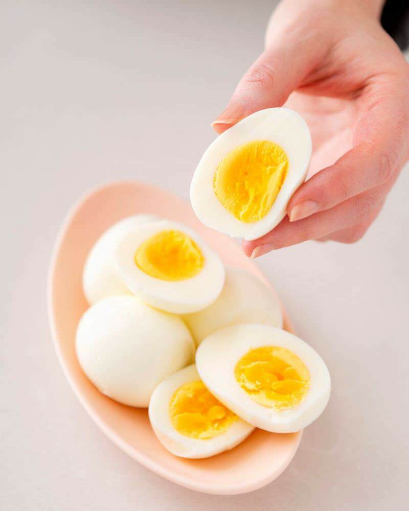 Quando dovrebbero essere date le uova ai bambini?
