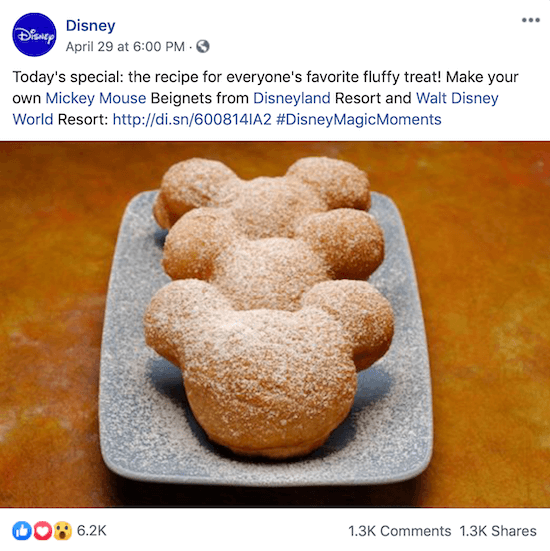 Post Disney su Facebook con link alla ricetta per i bignè di Topolino
