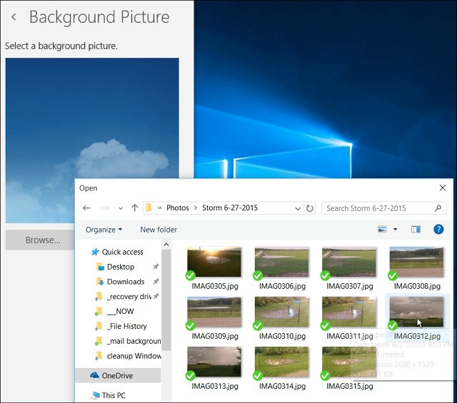 Cambia l'immagine di sfondo di Windows 10 Mail o rendila vuota