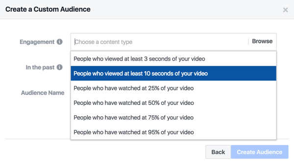 Amplifica i contenuti video con un annuncio di Facebook che si rivolge alle persone che hanno guardato almeno 10 secondi dello spettacolo.