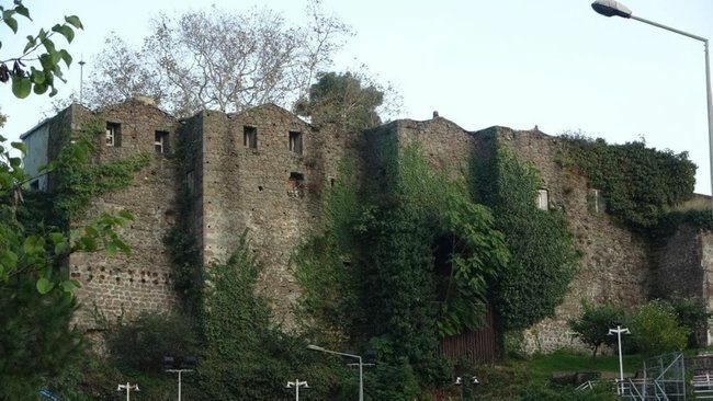 Evento sorprendente a Balıkesir! Ha ereditato un castello da suo nonno che era il governatore di Trabzon