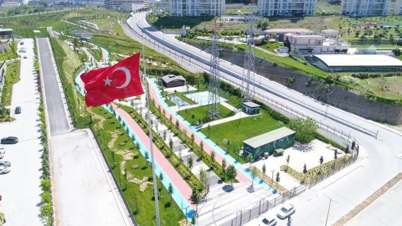 Immagine del giardino Ayazma Millet sul sito ufficiale del comune di Başakşehir