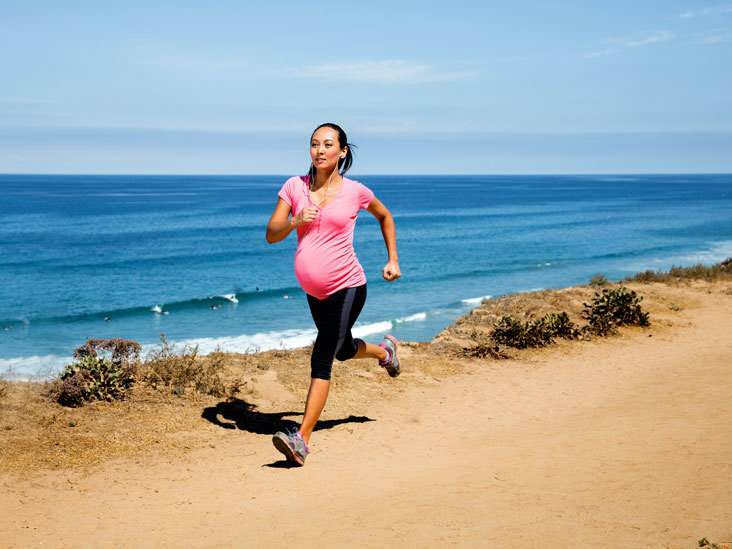 Benefici di fare una passeggiata durante la gravidanza