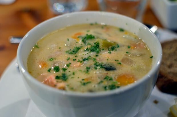 Come preparare una deliziosa zuppa di pesce?