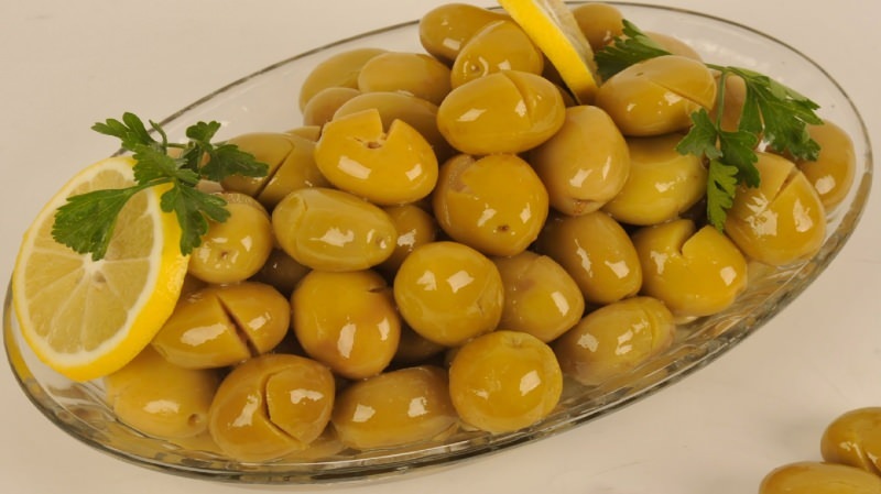 Come fare le olive verdi in casa? Cracking green setting ricetta in a jar