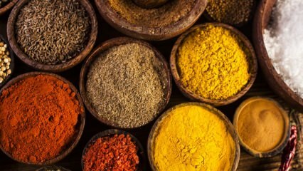 Quali sono i benefici del curry? Quali malattie prevengono i non vedenti? Cosa fa il curry?