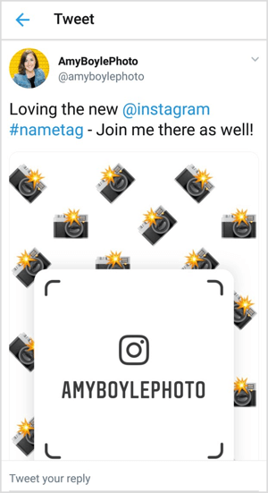 Promuovi in ​​modo incrociato la tua targhetta Instagram sui canali social come Twitter.