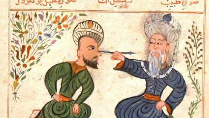 Il comportamento esemplare del medico ottomano secoli fa! Prima di tutto i medicinali che produce ...