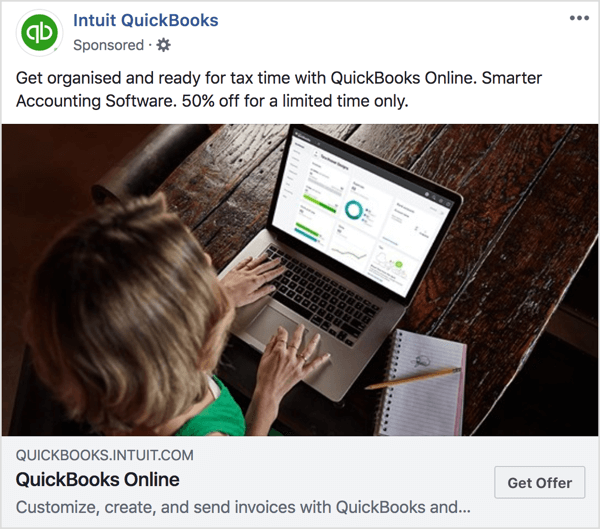In questo annuncio e pagina di destinazione di Intuit QuickBooks, nota che i toni di colore e l'offerta sono coerenti.