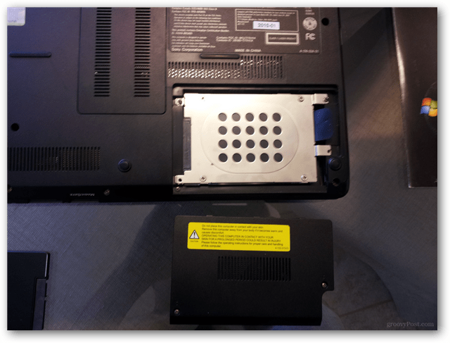 Come installare un disco a stato solido (SSD) nel laptop