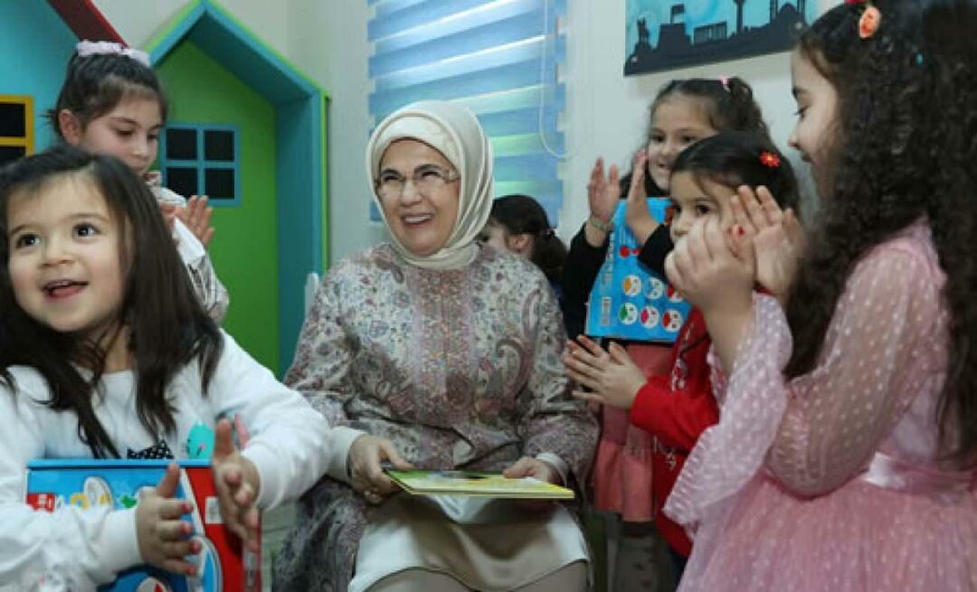 Emine Erdogan: Forza ragazze a scuola!