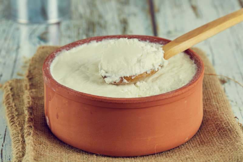 Come preparare lo yogurt di bufala più semplice? Suggerimenti per fare lo yogurt con il latte di bufala