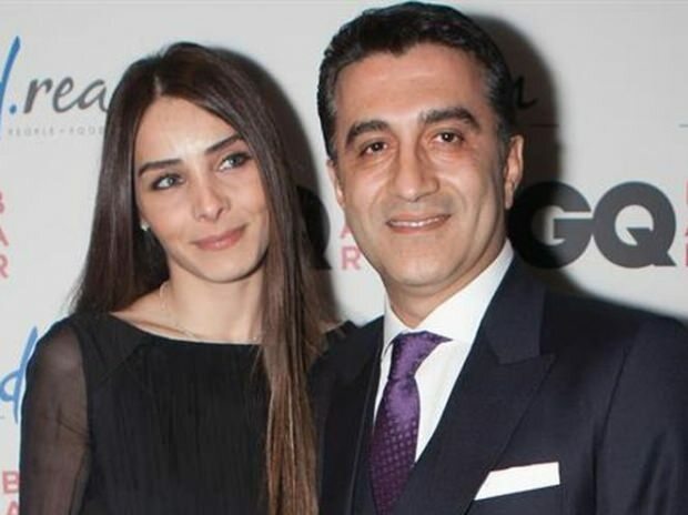 Nel 2017, Nur Fettahoğlu e sua moglie Levent Veziroğlu