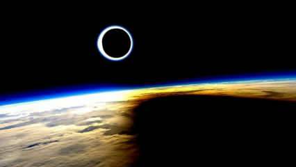 Cos'è l'eclissi lunare? A che ora si terrà l'eclissi lunare il 5 giugno,