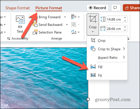 Riempi una forma di PowerPoint con un'immagine e adattala o riempila