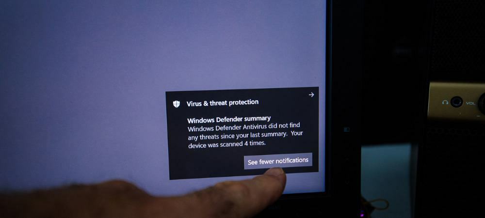 Come impedire a Defender su Windows 10 di inviare automaticamente campioni di virus a Microsoft