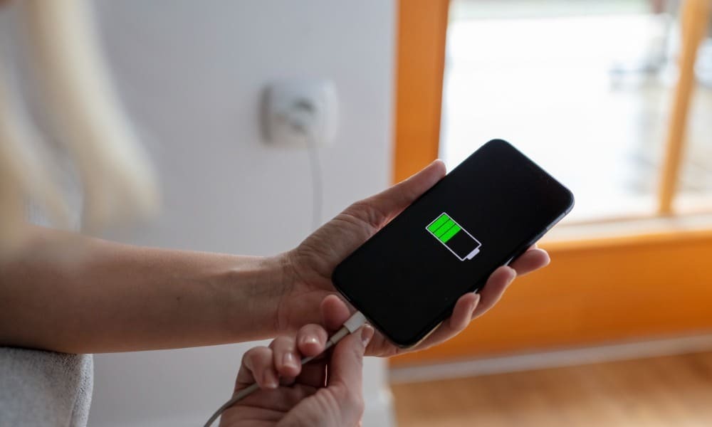 Come gestire la ricarica di energia pulita su iPhone