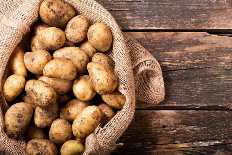 Quali sono i benefici delle patate? Bevi succo di patata a stomaco vuoto al mattino!