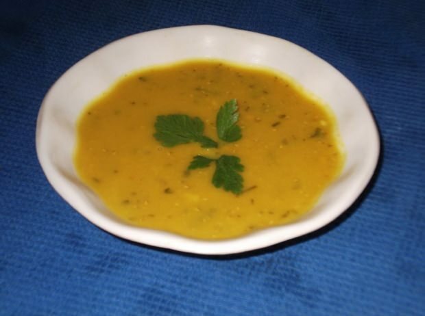 Ricetta deliziosa zuppa di lenticchie gialle