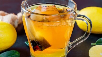 Una miscela di tè verde e acqua minerale che si indebolisce facilmente