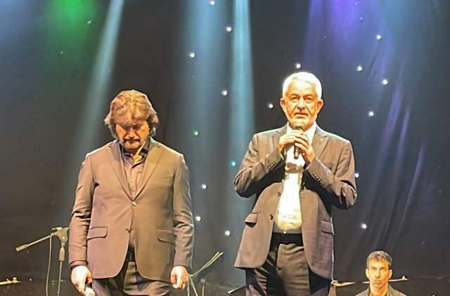 Ahmet Şafak ha lasciato il suo concerto a metà a causa dell'esplosione a Bartın.