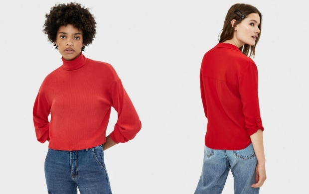 maglione di colore rosso