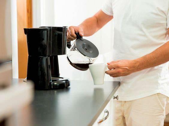 Filtrare la preparazione del caffè