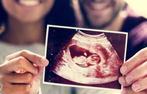Il sesso del bambino cambia? Quante settimane dopo l'illusione del genere durante la gravidanza?