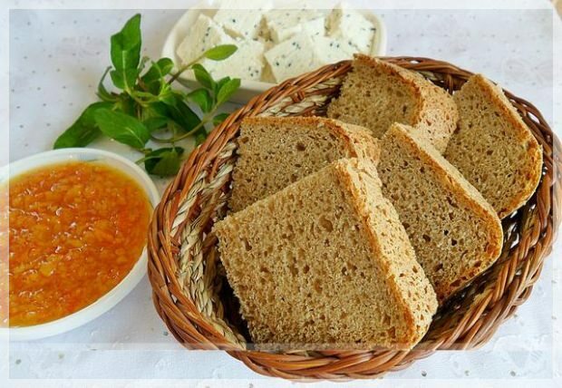 La forfora indebolisce il pane? Quante calorie del pane integrale?