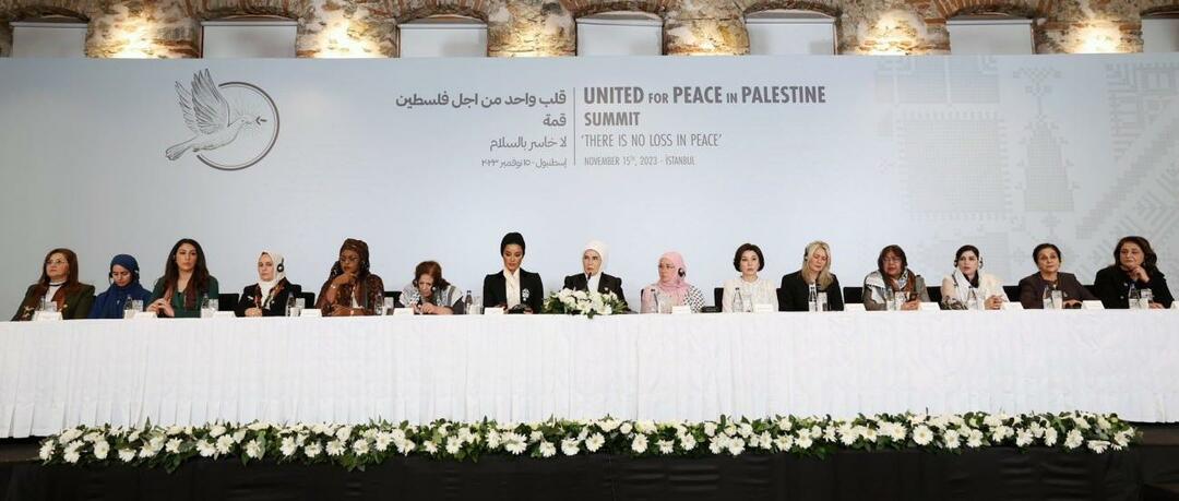 Conferenza stampa del vertice Un cuore per la Palestina