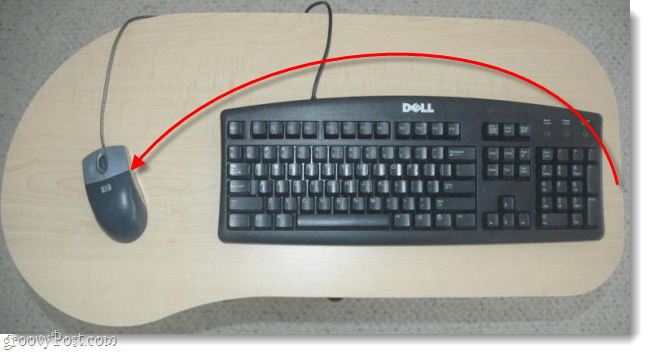 imposta il mouse a sinistra della tastiera
