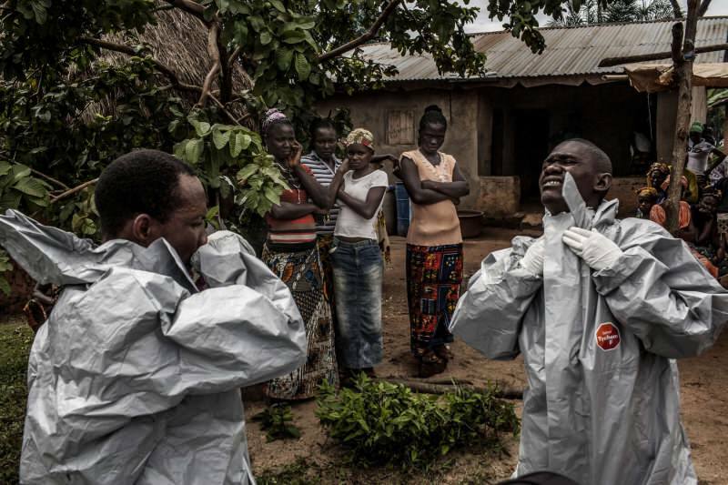 L'ebola in Africa ha causato paura e panico