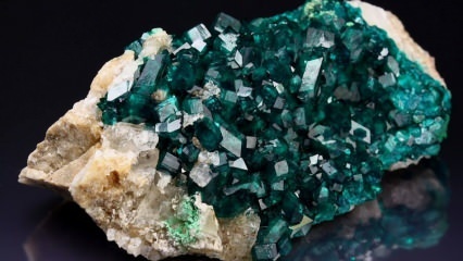 Cos'è la pietra di smeraldo e come si forma? Caratteristiche sconosciute della pietra di smeraldo ...