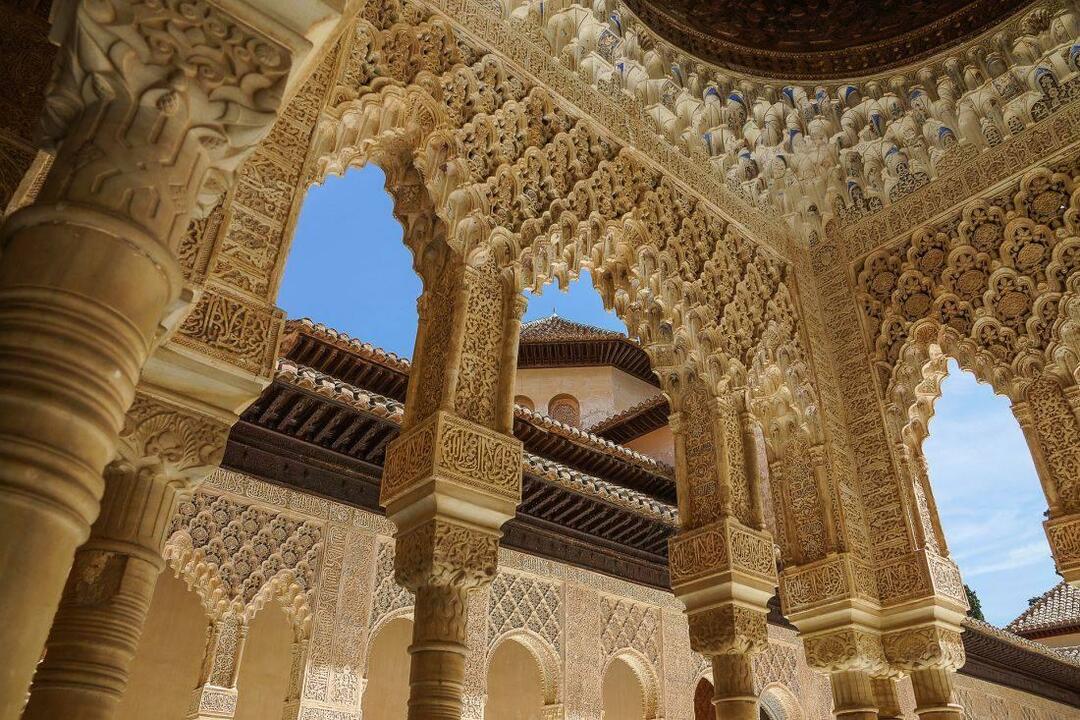 Immagini dal Palazzo dell'Alhambra