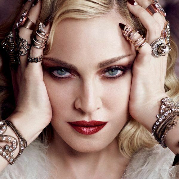 Madonna fa causa alla fan di Hollander