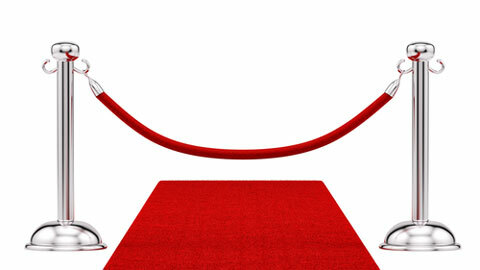 shutterstock 103168676 immagine di tappeto rosso e corda di velluto