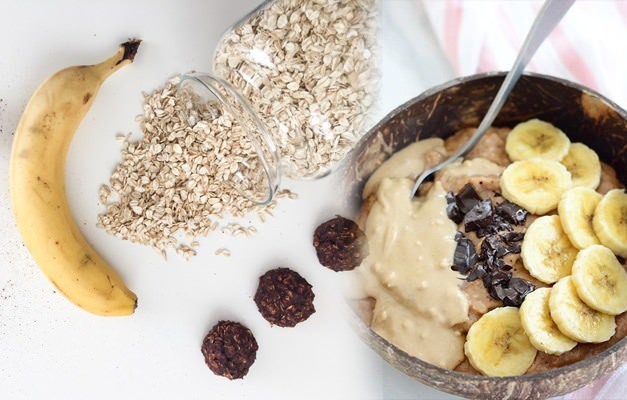 Ricetta per colazione avena dietetica: come preparare l'avena alla banana e al cacao?