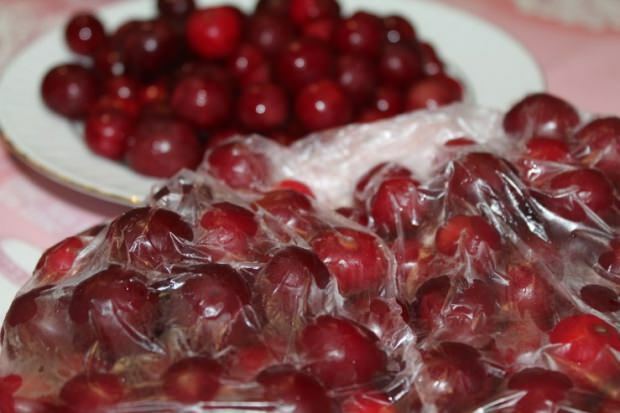 Come conservare le ciliegie nel congelatore? Trucchi per nascondere le ciliegie invernali