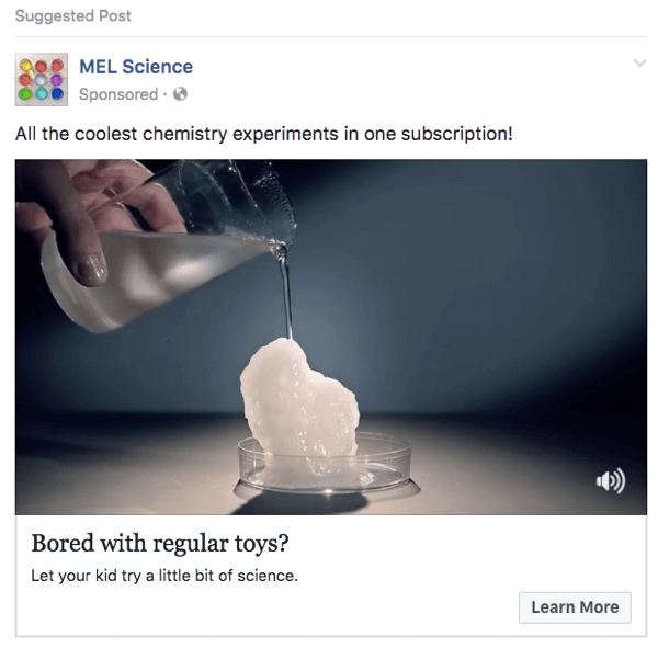 Questo annuncio Facebook di MEL Science utilizza clip da un video di YouTube.