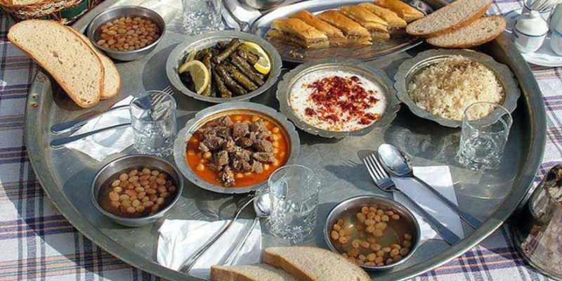 Suggerimenti per la preparazione della tabella iftar e sahur