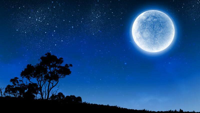 La luna piena blu arriverà ad ottobre